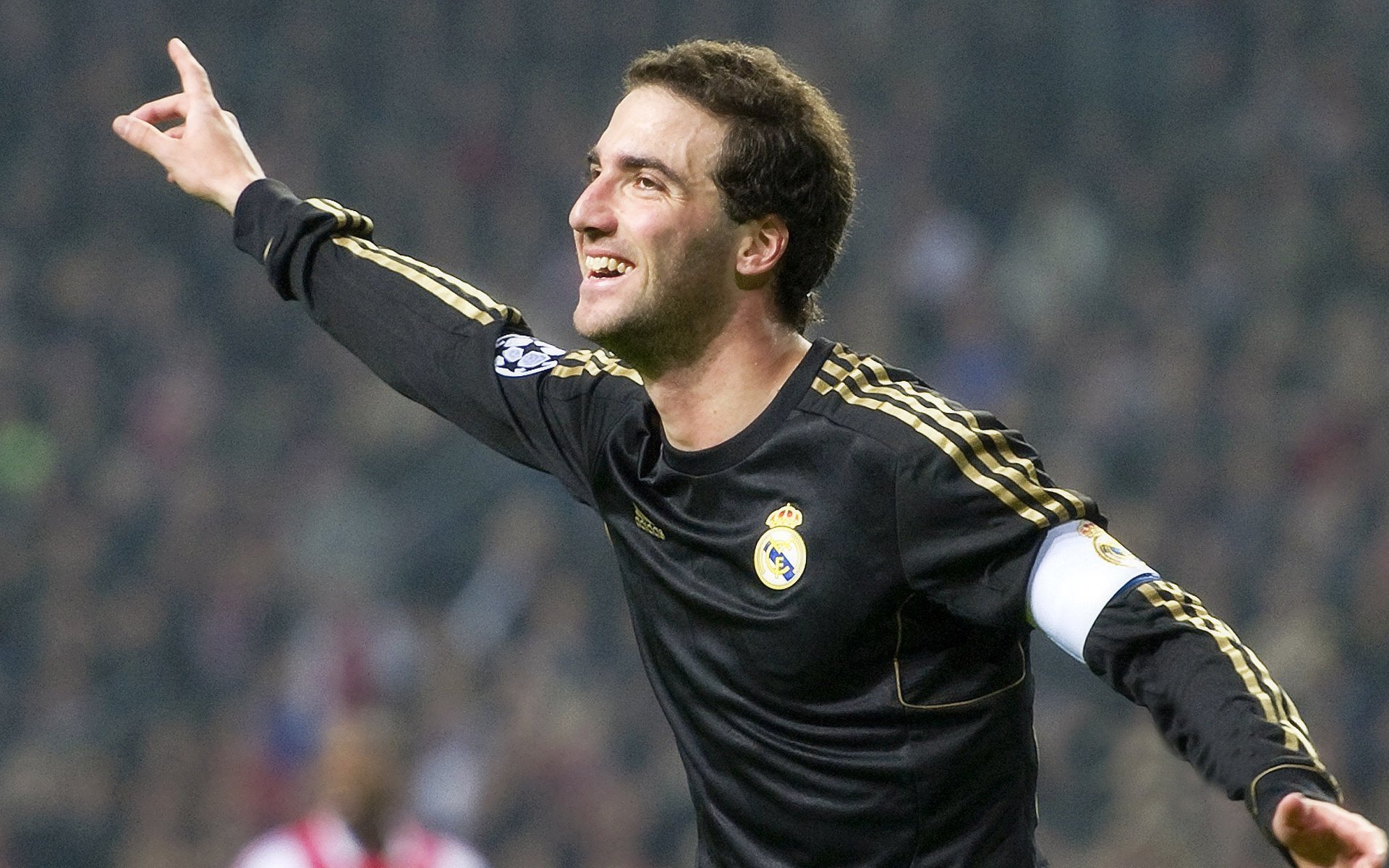 国足比赛失球原因分析，国足怎么失去主场