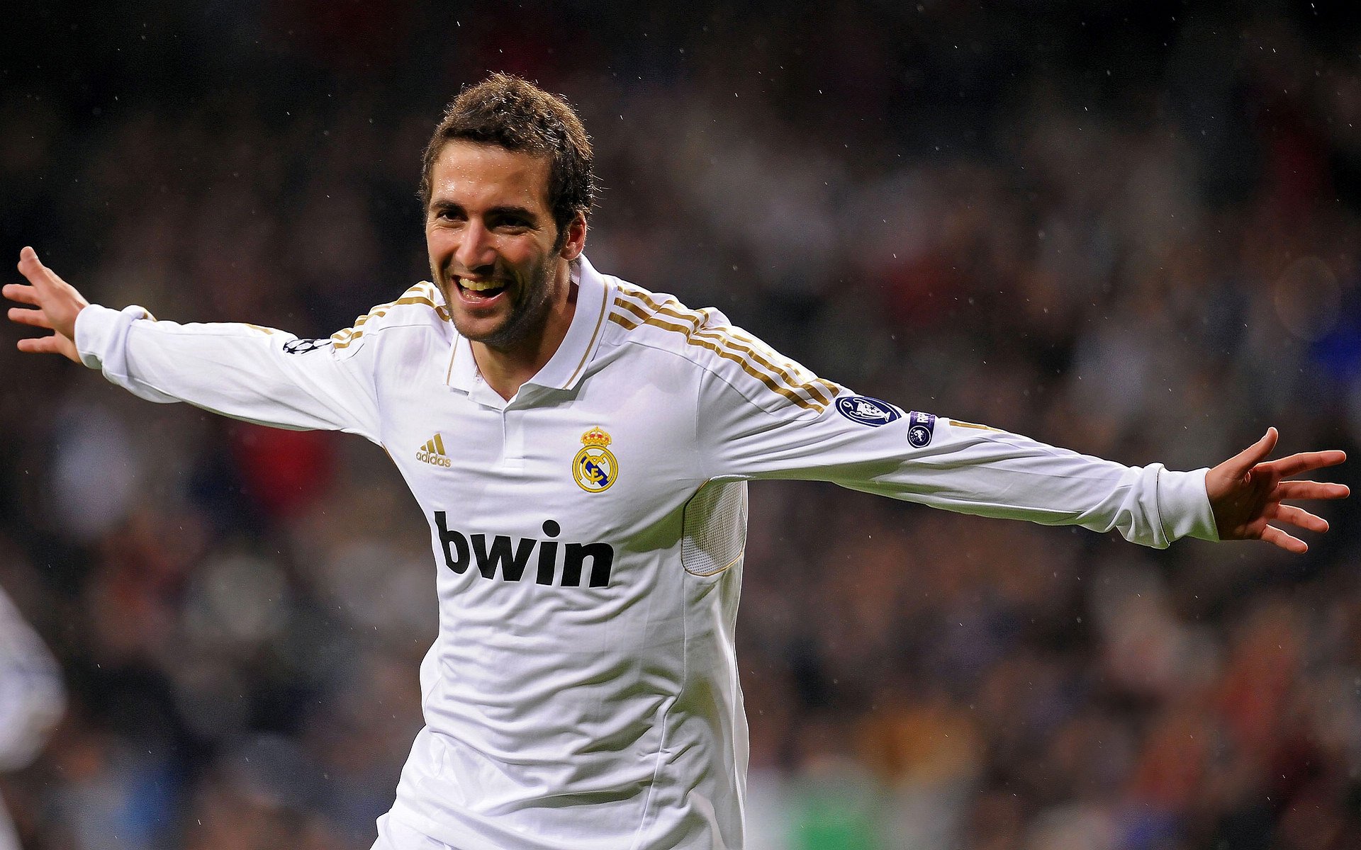 五大联赛是否重视转会球员第一场表现塑造球迷印象，五大联赛转会市场什么时候截止